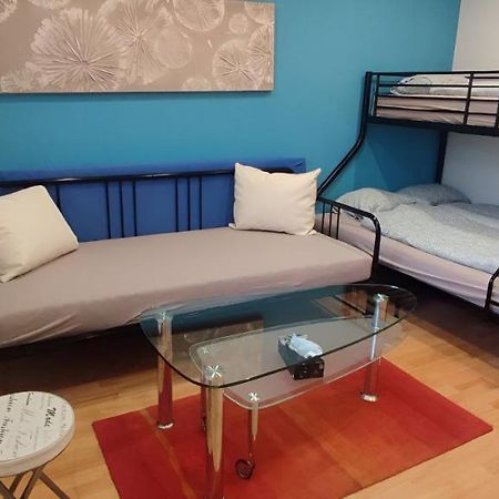 Blue Apartment In City Center, Best Location Bratislava Buitenkant foto
